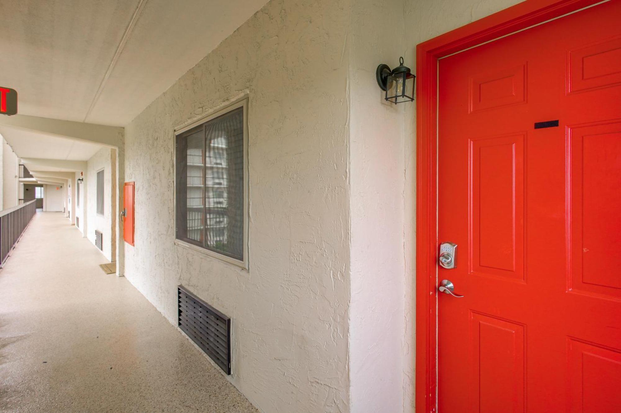 Gatlinburg Condo With Smoky Views Walk To Town! Exterior photo