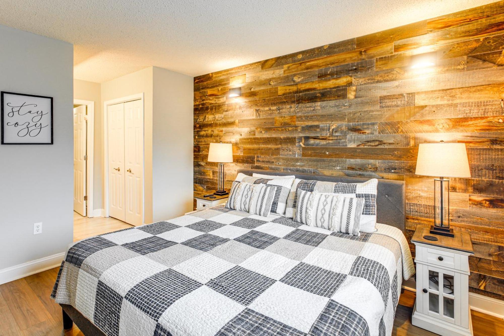 Gatlinburg Condo With Smoky Views Walk To Town! Exterior photo