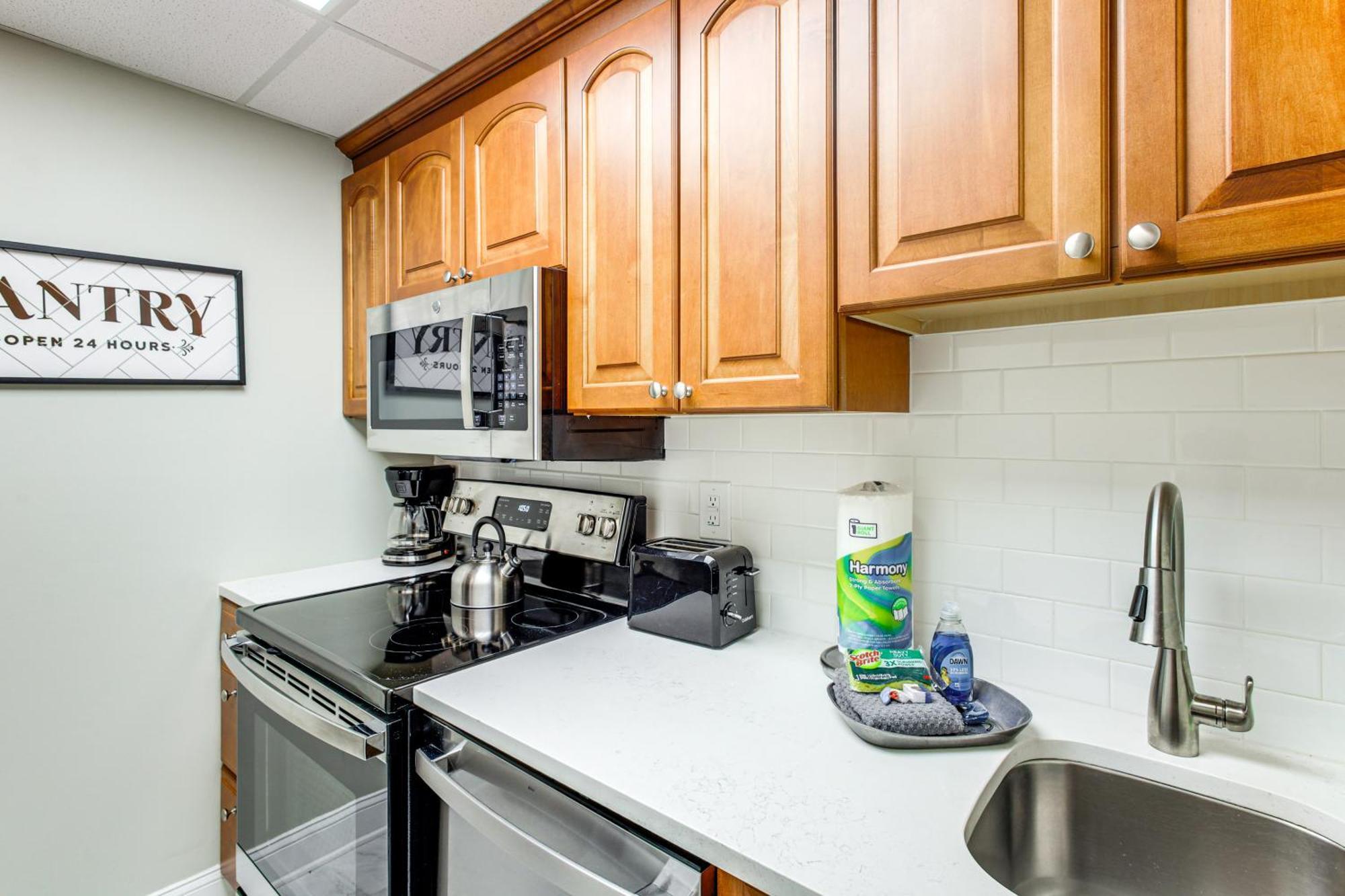 Gatlinburg Condo With Smoky Views Walk To Town! Exterior photo