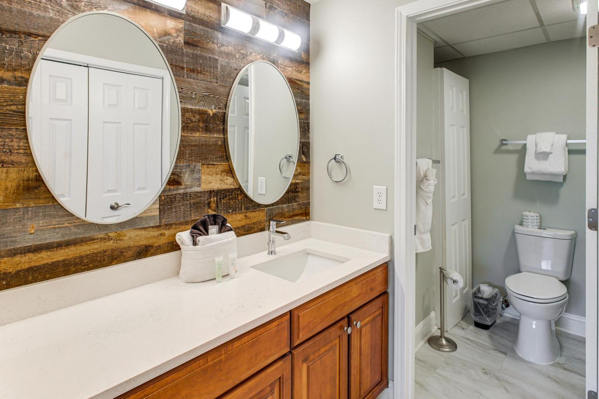 Gatlinburg Condo With Smoky Views Walk To Town! Exterior photo
